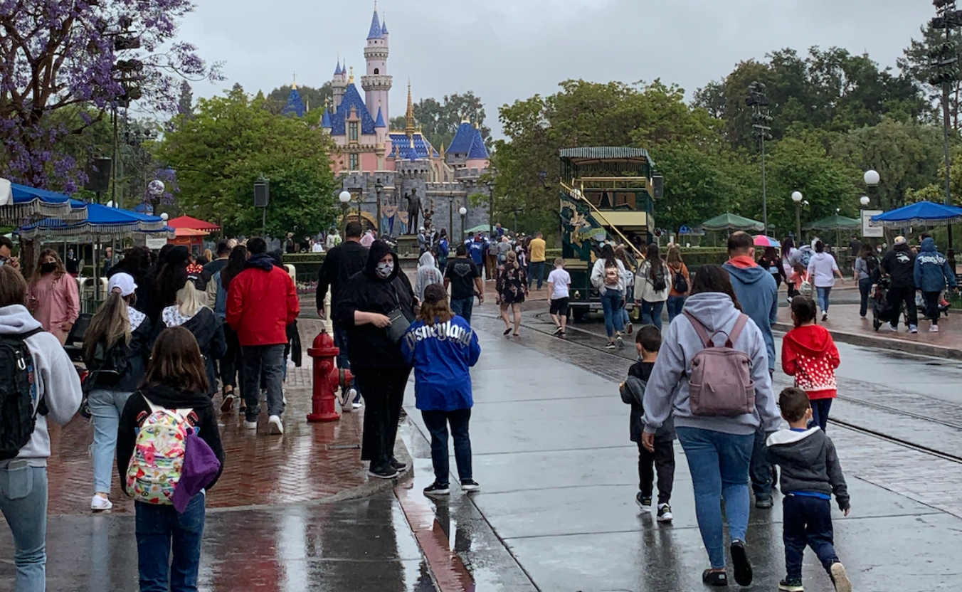 Disneyland COVID 1